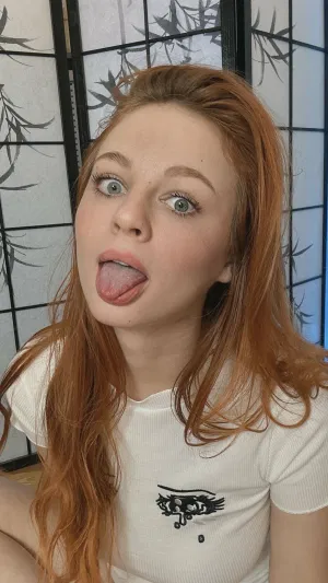 Angel744, 21 years old from United States