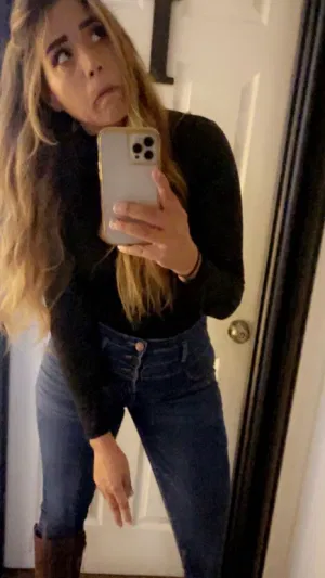 ana65, 24 years old from Ireland