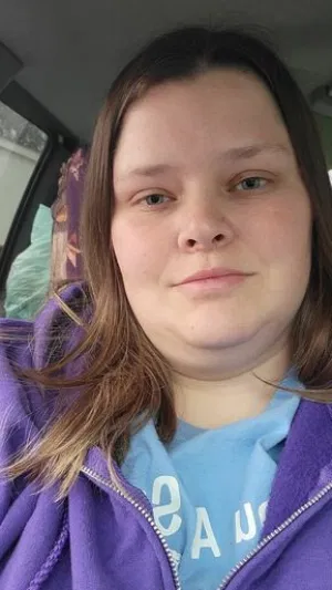 kale, 22 years old from United Kingdom