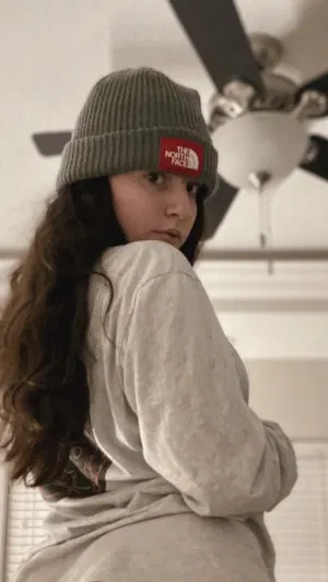 Olivea1, 21 years old from United States