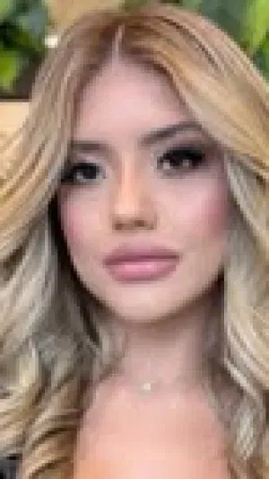 lilyk, 24 years old from Spain
