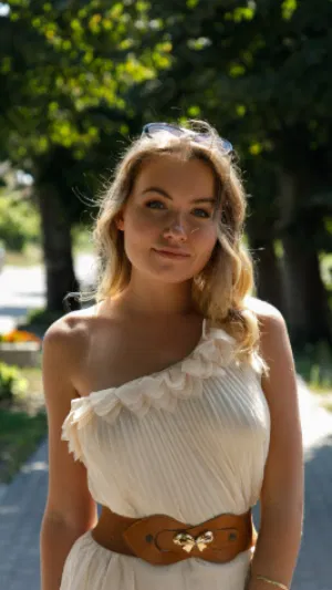 ritu, 24 years old from United Kingdom