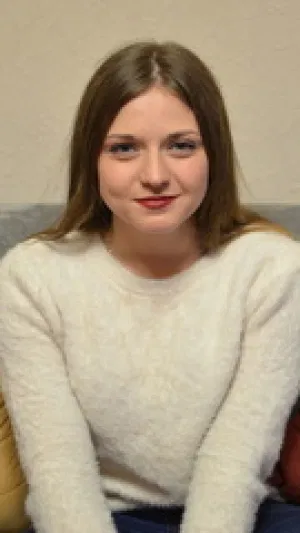 hfbfvb45, 22 years old from United Kingdom