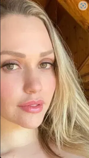 hdthgxfb, 23 years old from United Kingdom