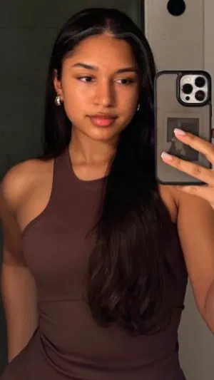 sabrina456, 24 years old from France