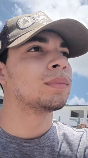 Random, 18 years old from Puerto Rico