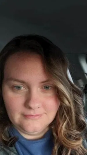 riya, 23 years old from Ireland