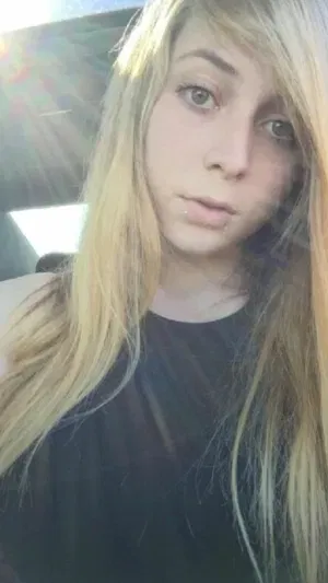 fxfzdcxb, 22 years old from France