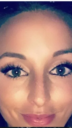 amy456, 23 years old from Canada