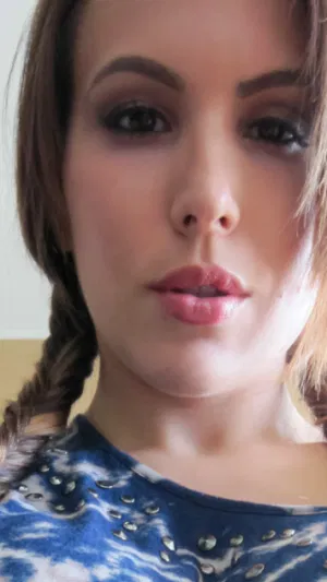 thea45, 23 years old from Canada