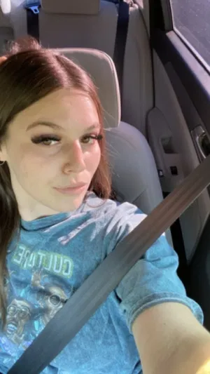 bellivanz, 19 years old from United States