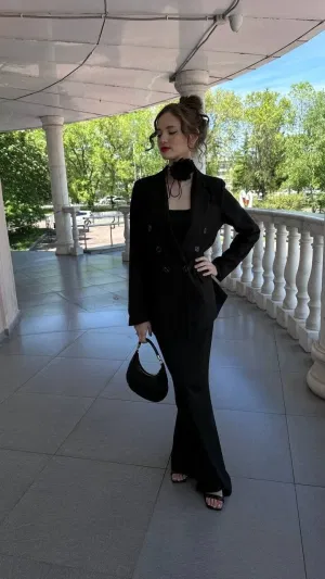 elinara12's Profile Photo