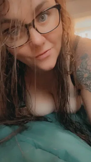 emidysx, 22 years old from United States