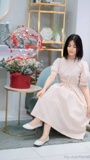 liza12, 23 years old from United Kingdom