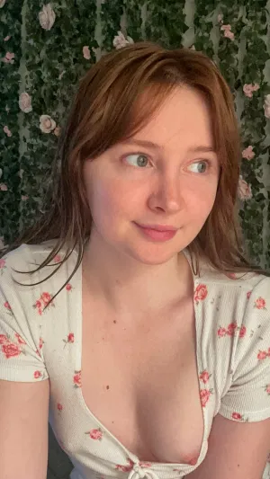 Queenx3, 21 years old from United States