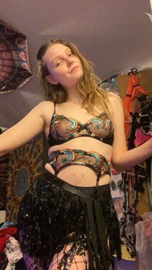 vofop56118, 20 years old from United States
