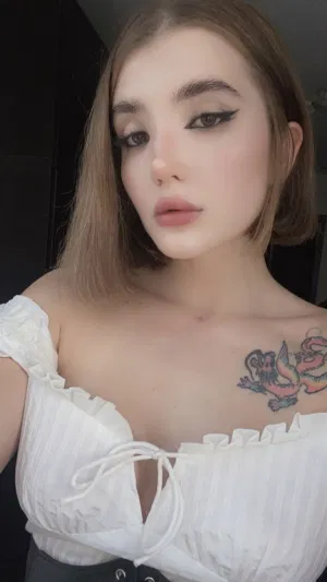 Alica11112, 20 years old from United States
