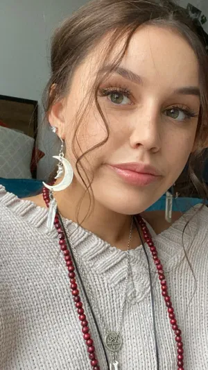 maria1, 19 years old from United Kingdom