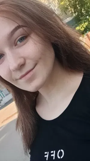 liiiua123, 22 years old from United Kingdom