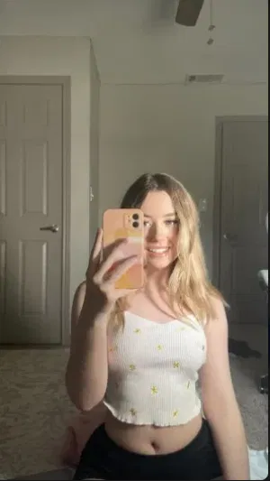 ftyfyt23, 23 years old from United Kingdom