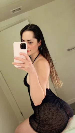 Ellie168, 22 years old from United States