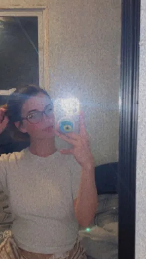 anna546, 23 years old from United Kingdom