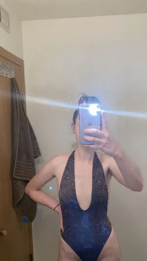 raxeg55475, 20 years old from United States