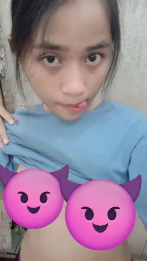 Rose53, 18 years old from United States