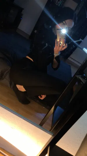 lunacam199, 19 years old from United States