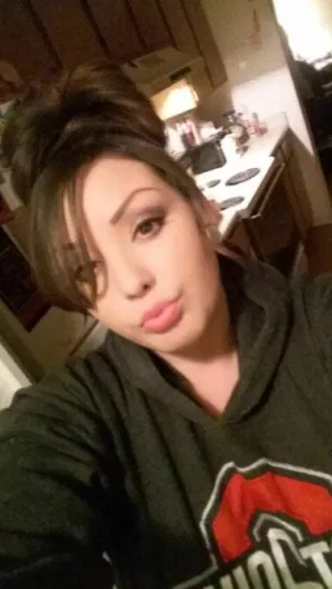 dsrty, 23 years old from Ireland