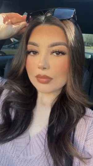 sdfy, 24 years old from Ireland