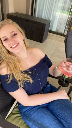 dfrty, 23 years old from Ireland