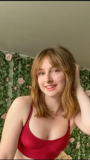 Alexja54r, 20 years old from United States