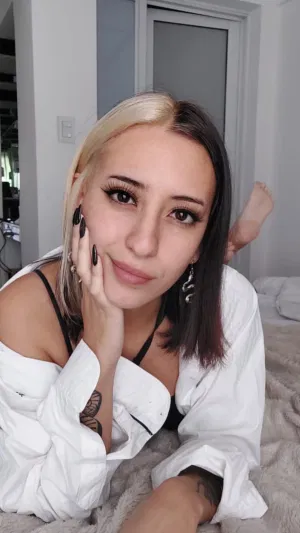 Jacika9, 20 years old from United Kingdom