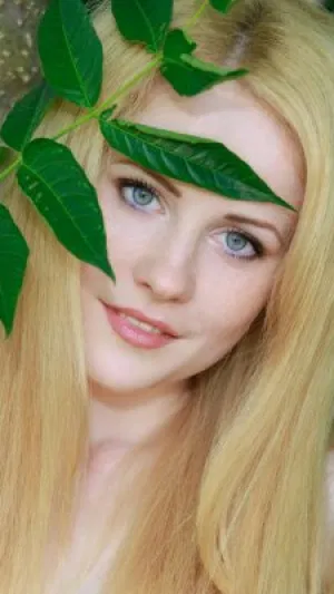 dhi, 23 years old from United Kingdom