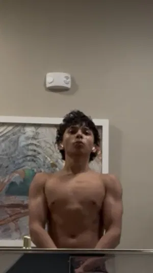 Houston, 18 years old from United States