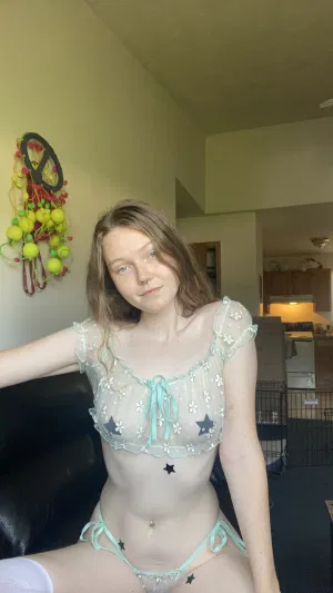 Licah76v, 20 years old from United Kingdom