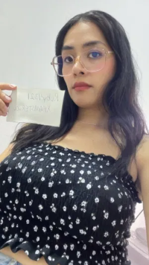 ruth, 23 years old from United States