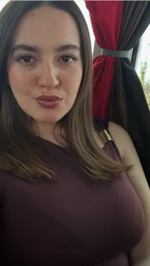 Stephanie56, 25 years old from United States