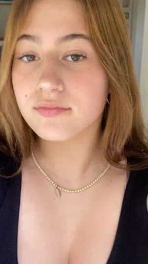 Myrtle123, 24 years old from Ireland