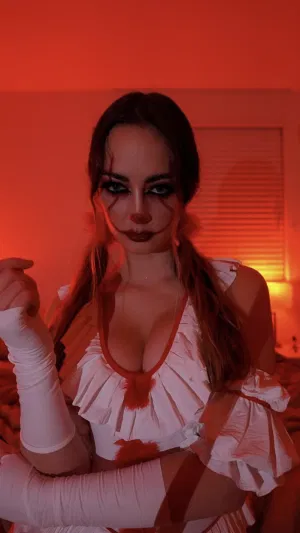 Elliec180, 22 years old from United States