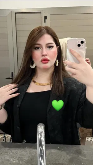 Aria458, 23 years old from France