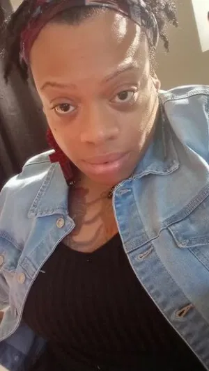 moniya65, 23 years old from United States