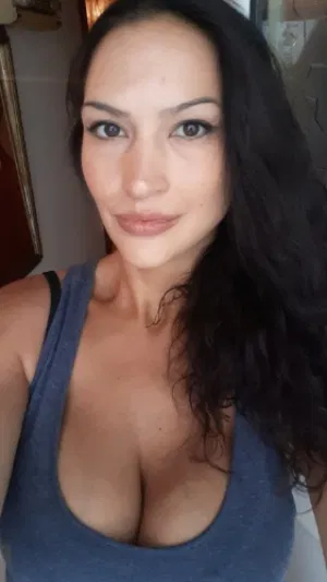 Willow98, 26 years old from Canada