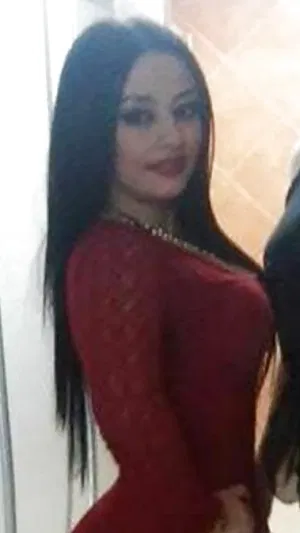 Leah45, 26 years old from United Kingdom