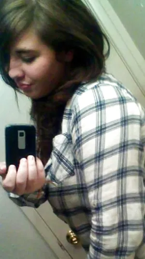 Claire23, 23 years old from Canada