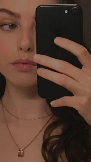 Violet486's Profile Photo