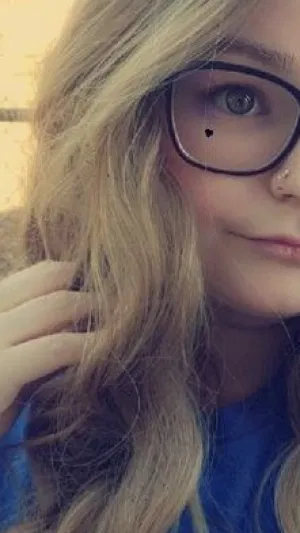 Molly568, 25 years old from Canada