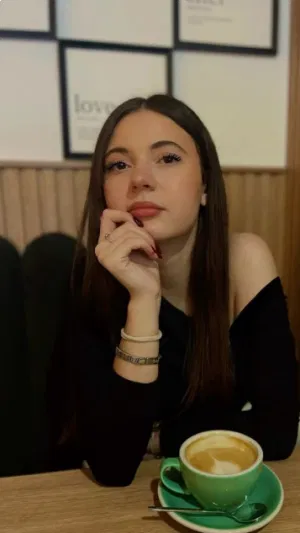 Blakely44, 23 years old from United Kingdom