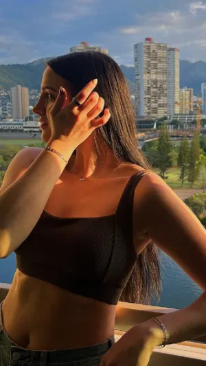 Kelly563, 24 years old from United Kingdom